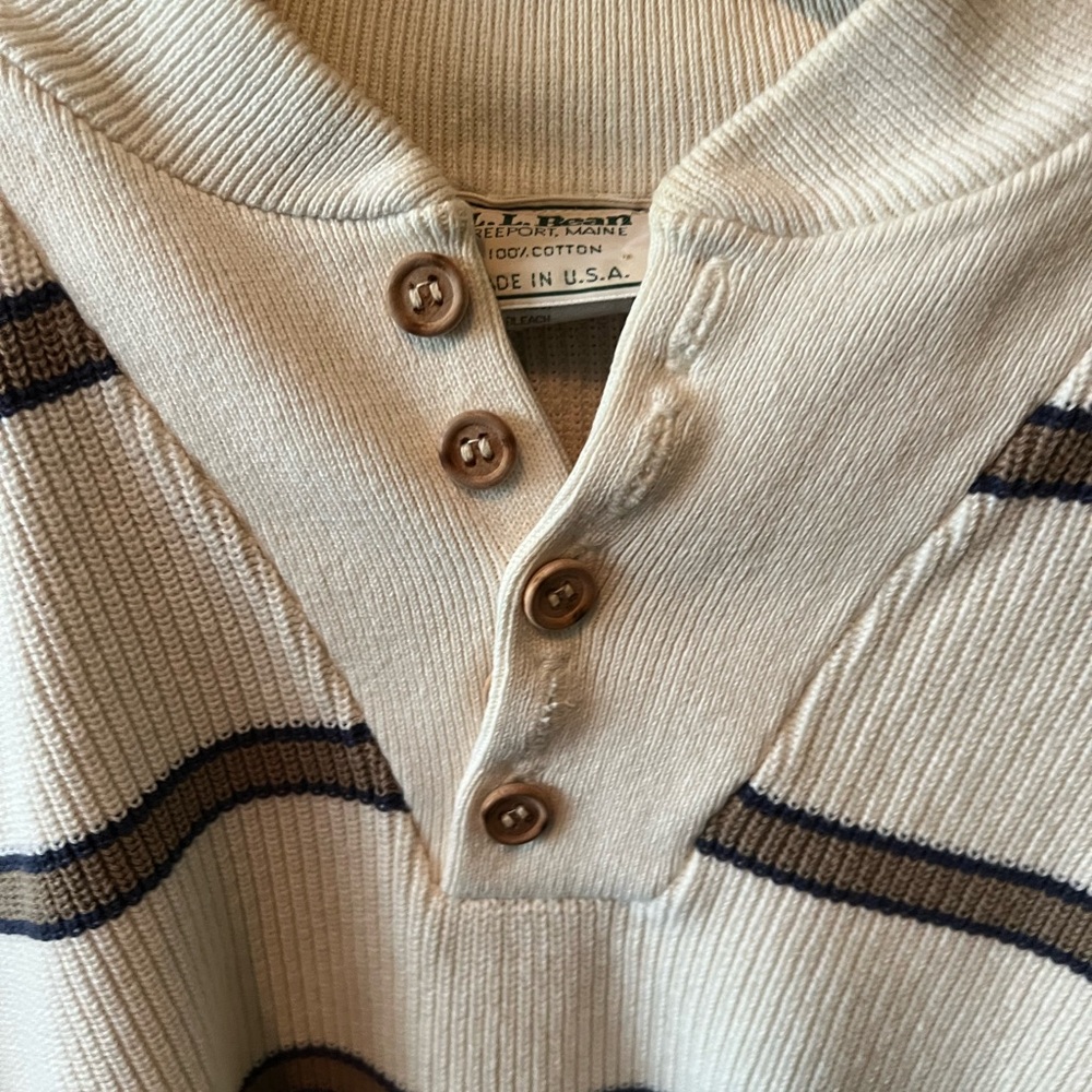 L.L. Bean Men's Cream and Black Striped Crewneck Sweater 100% cotton preppy M - Picture 2 of 9